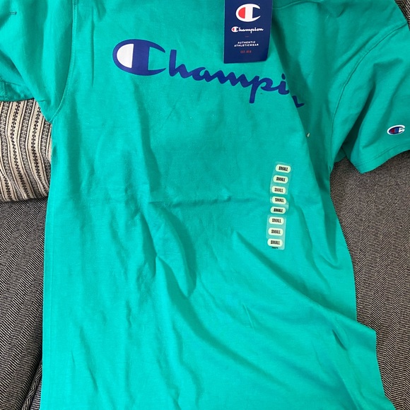 Mens Champion short sleeved shirt - Picture 2 of 5